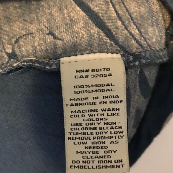 Anthropologie Ric Rac Button Neckline Top - Picture 8 of 16